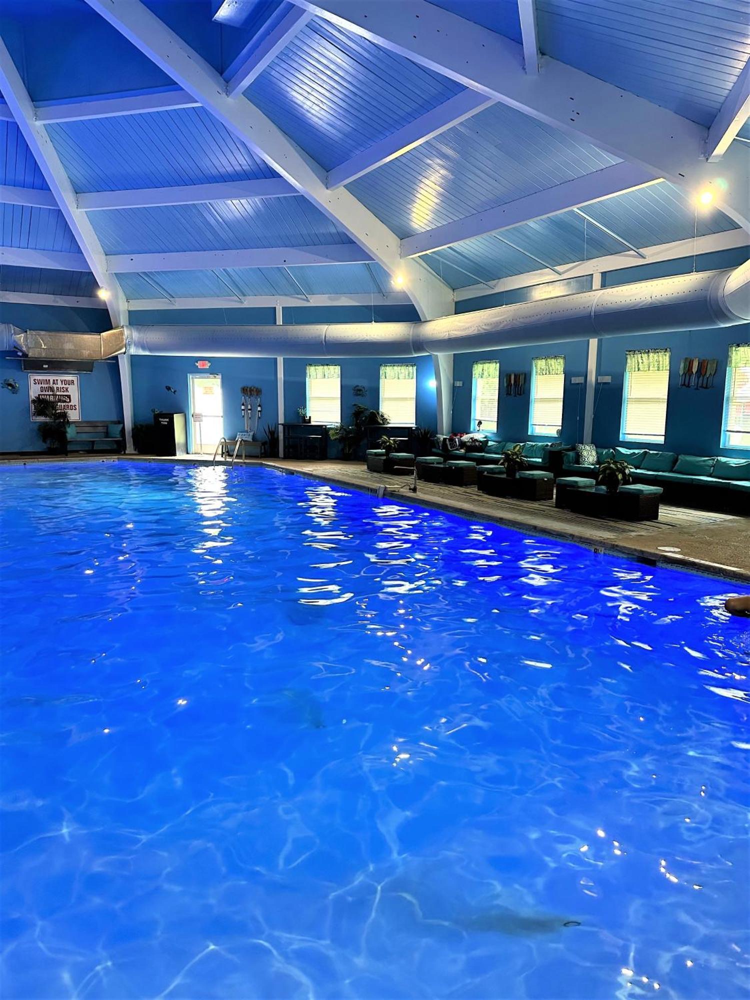 Lakehouse *Hottub*Jacuzzi*Firepit*Bbq*Pool Long Pond Exterior photo